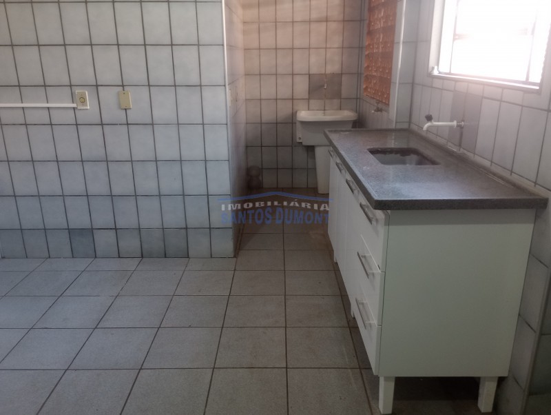 Apartamento para alugar com 2 quartos, 85m² - Foto 11