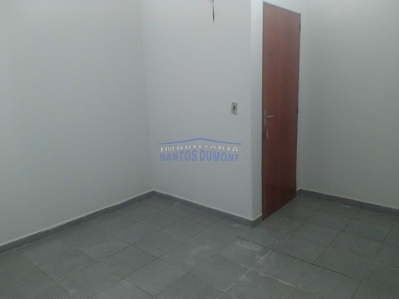 Apartamento para alugar com 2 quartos, 85m² - Foto 2