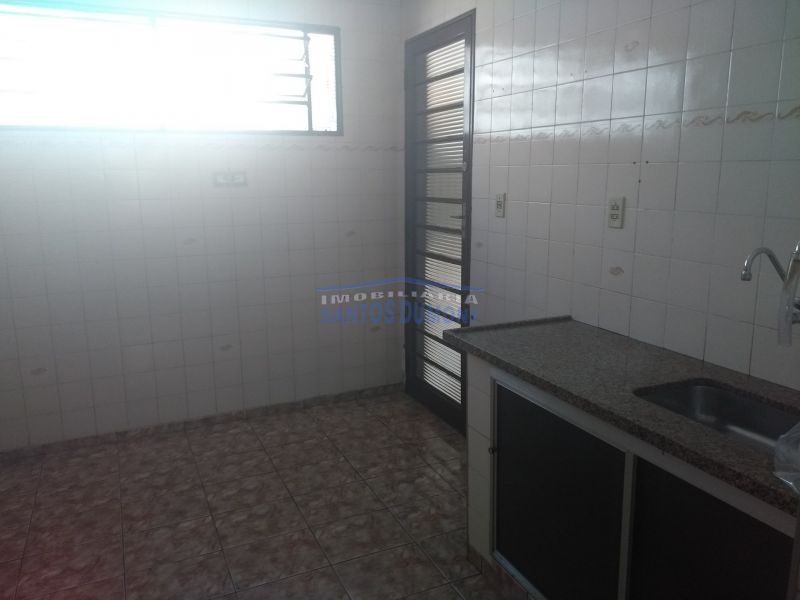 Casa para alugar com 3 quartos - Foto 5